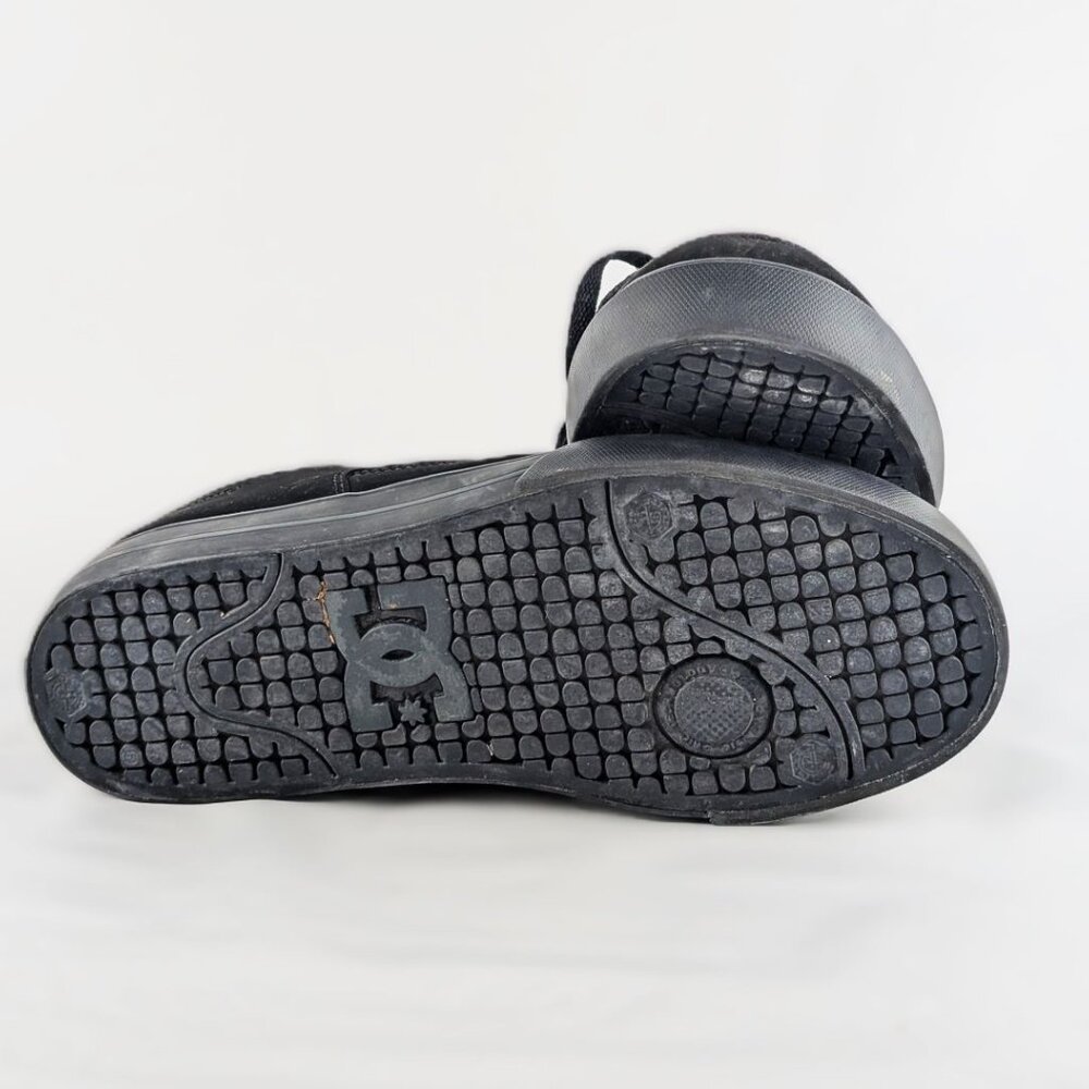 DC Pure skate shoes, Men's size 8, all black - Picture 3 of 7
